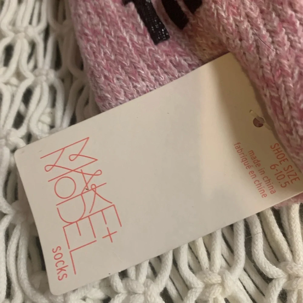 Make + Model - Picture 3 of 7